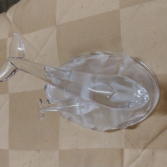 Blue Whale glass figurine. - Picture 3 of 3